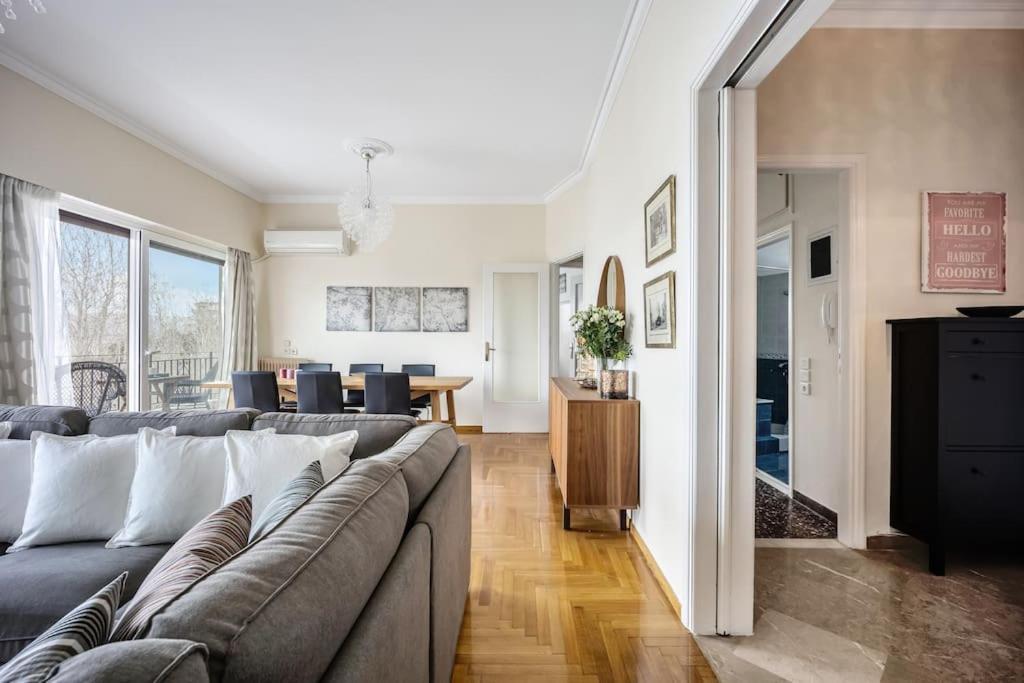 Bright Central Apartment With Splendid Sea View! Chalkís المظهر الخارجي الصورة