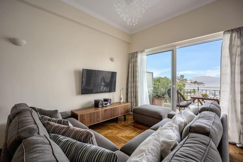 Bright Central Apartment With Splendid Sea View! Chalkís المظهر الخارجي الصورة